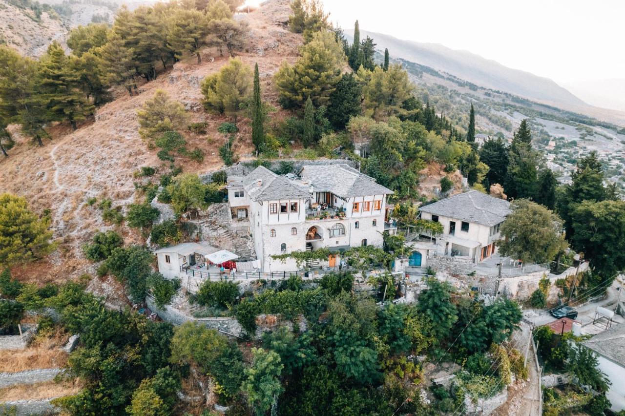Guest House Salaria Gjirokaster Luaran gambar