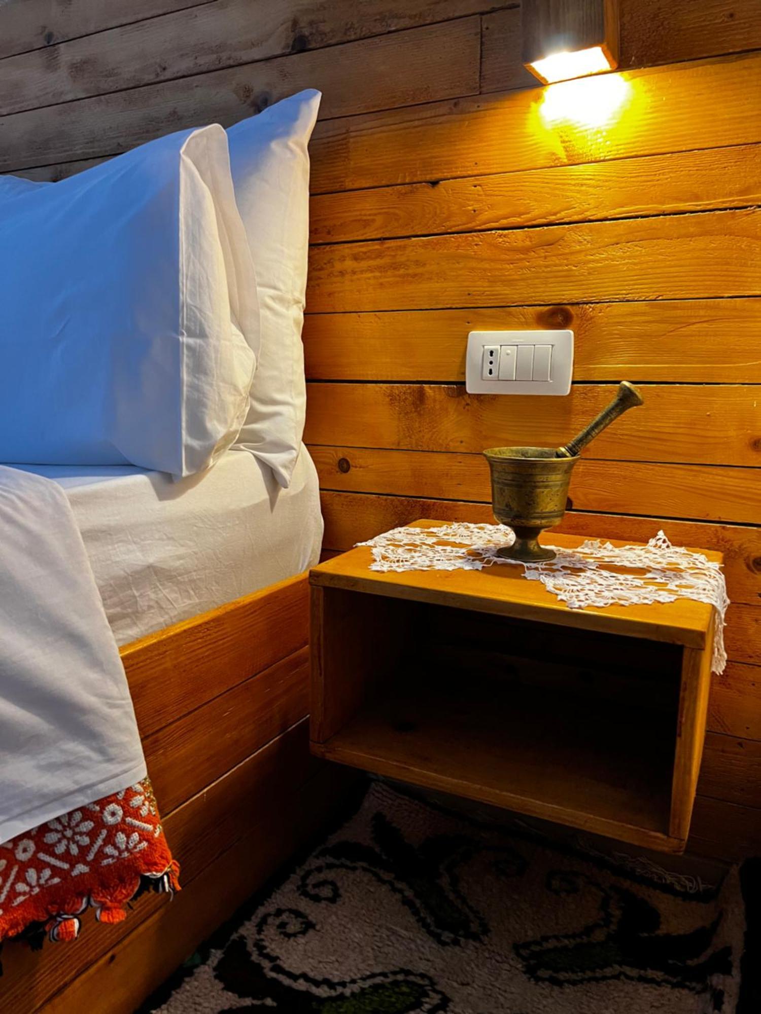 Guest House Salaria Gjirokaster Luaran gambar