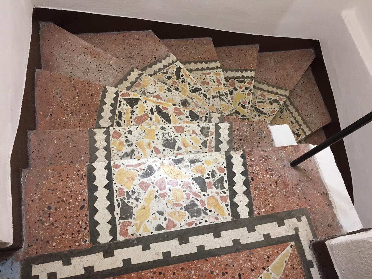 Guest House Salaria Gjirokaster Luaran gambar